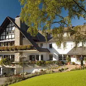 Es ist Feiertag – Hotel Stockhausen (4 Sterne) (Sauerland)  inkl. Halbpension