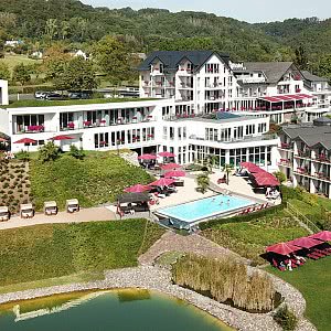 2 Tage Rendezvous Deluxe – Romantischer Sonntag – Moselstern Parkhotel Krähennest (4 Sterne) (Eifel)  inkl. All Inclusive